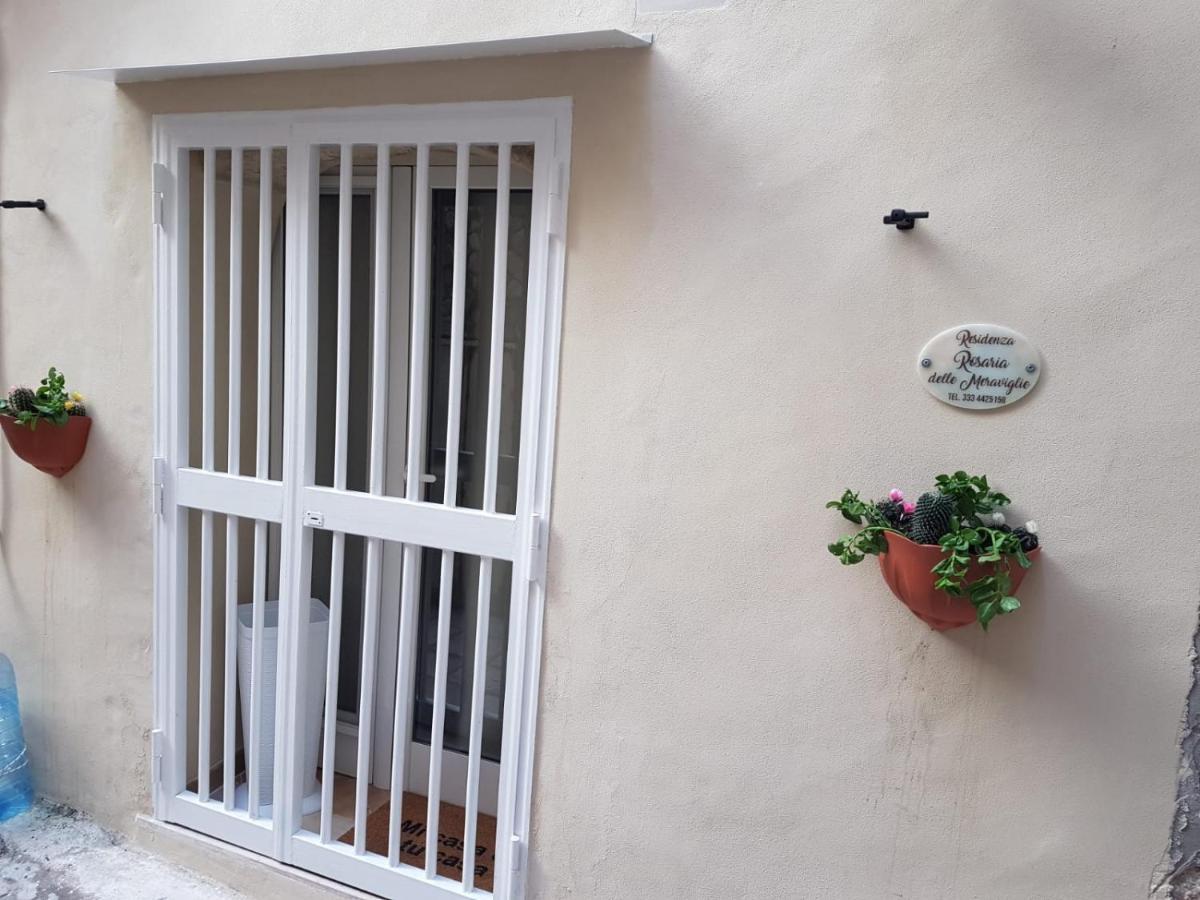 Residenza Rosaria Delle Meraviglie Bari Luaran gambar